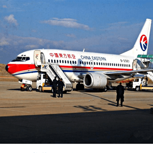 咸阳航空运输航空快运业稳步发展的原因是什么？